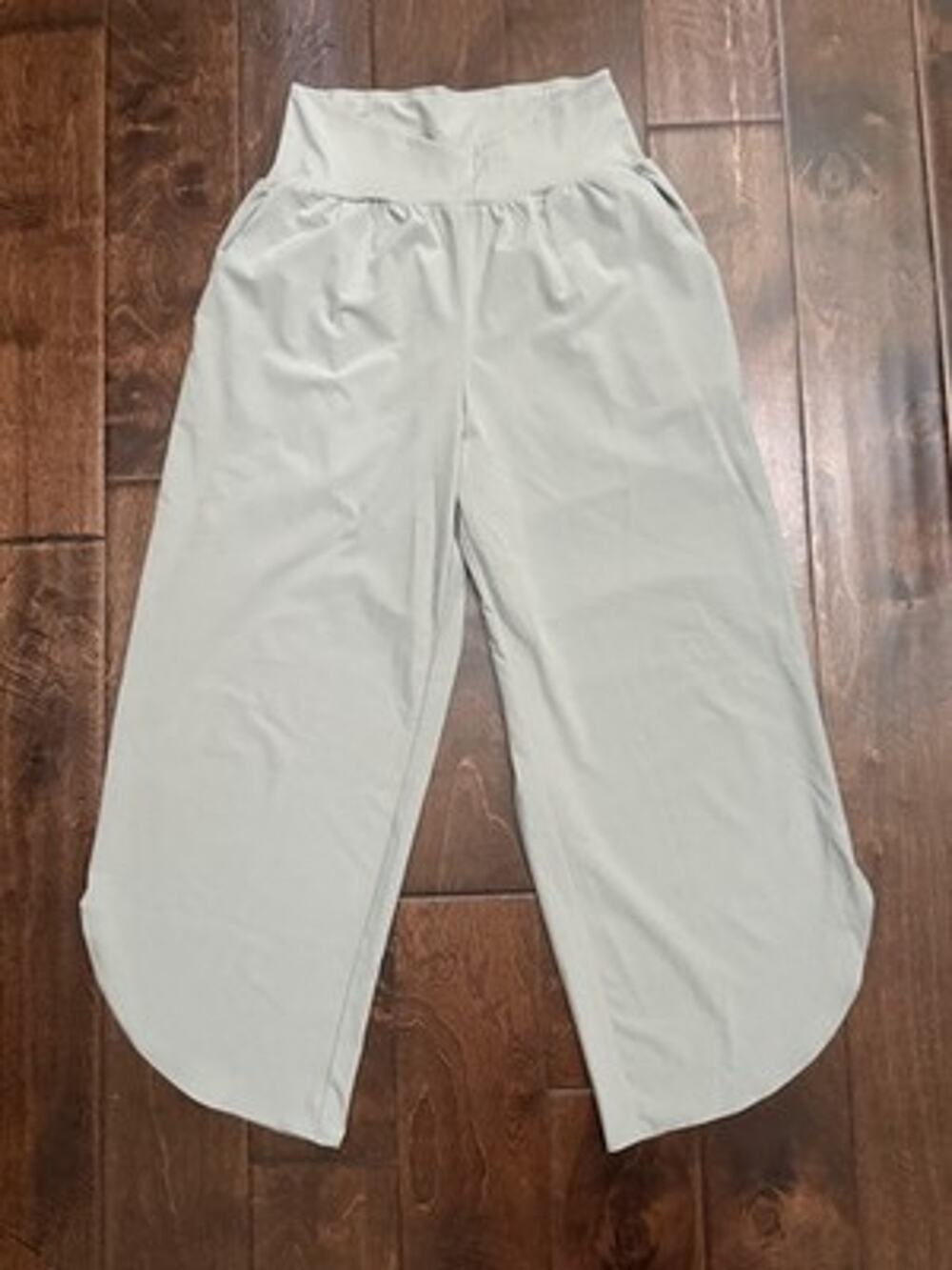 Halara Wide Leg Cropped Pants Grey High Rise Stretch Women's Size S Workout Gym